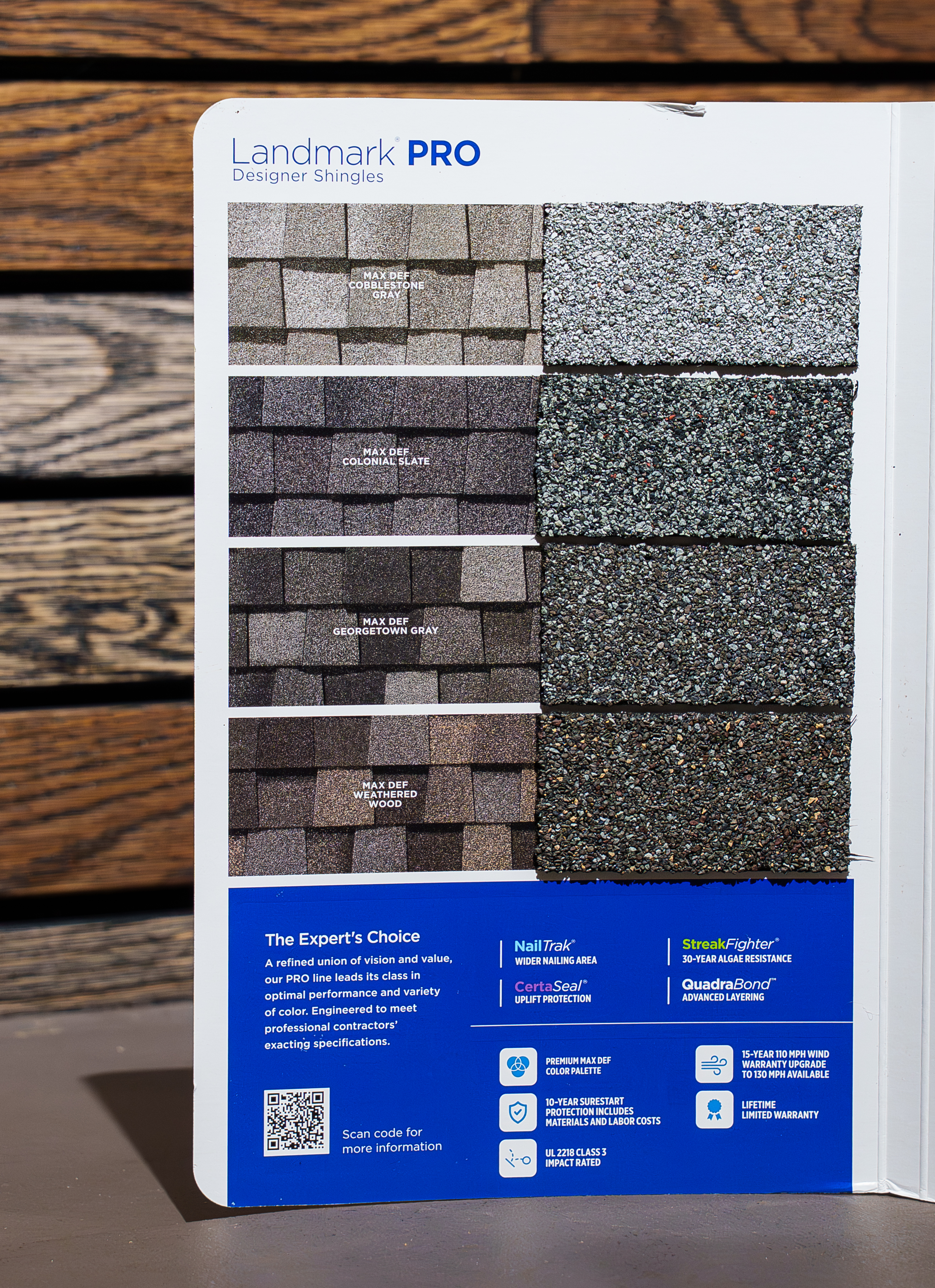 CertainTeed Landmark PRO classic dark and earthen shingle color swatches (Driftwood, Pewterwood, Moiré Black, Charcoal Black, Espresso, Heather Blend)